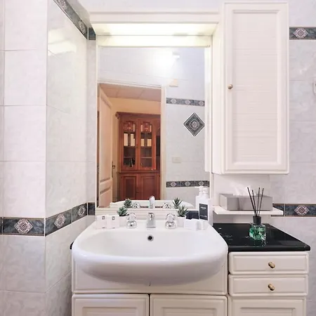 15 Min To Spanish Steps Rooftop Gem In The Heart Of Appartement *